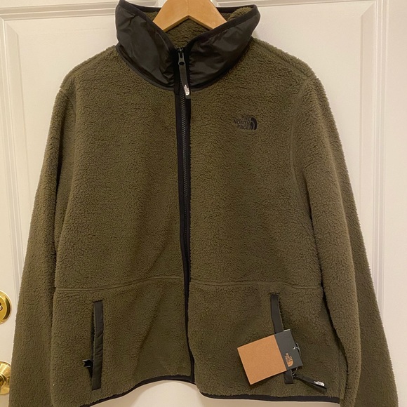 The North Face Jackets & Blazers - NWT, The North Face Sherpa Cropped Jacket